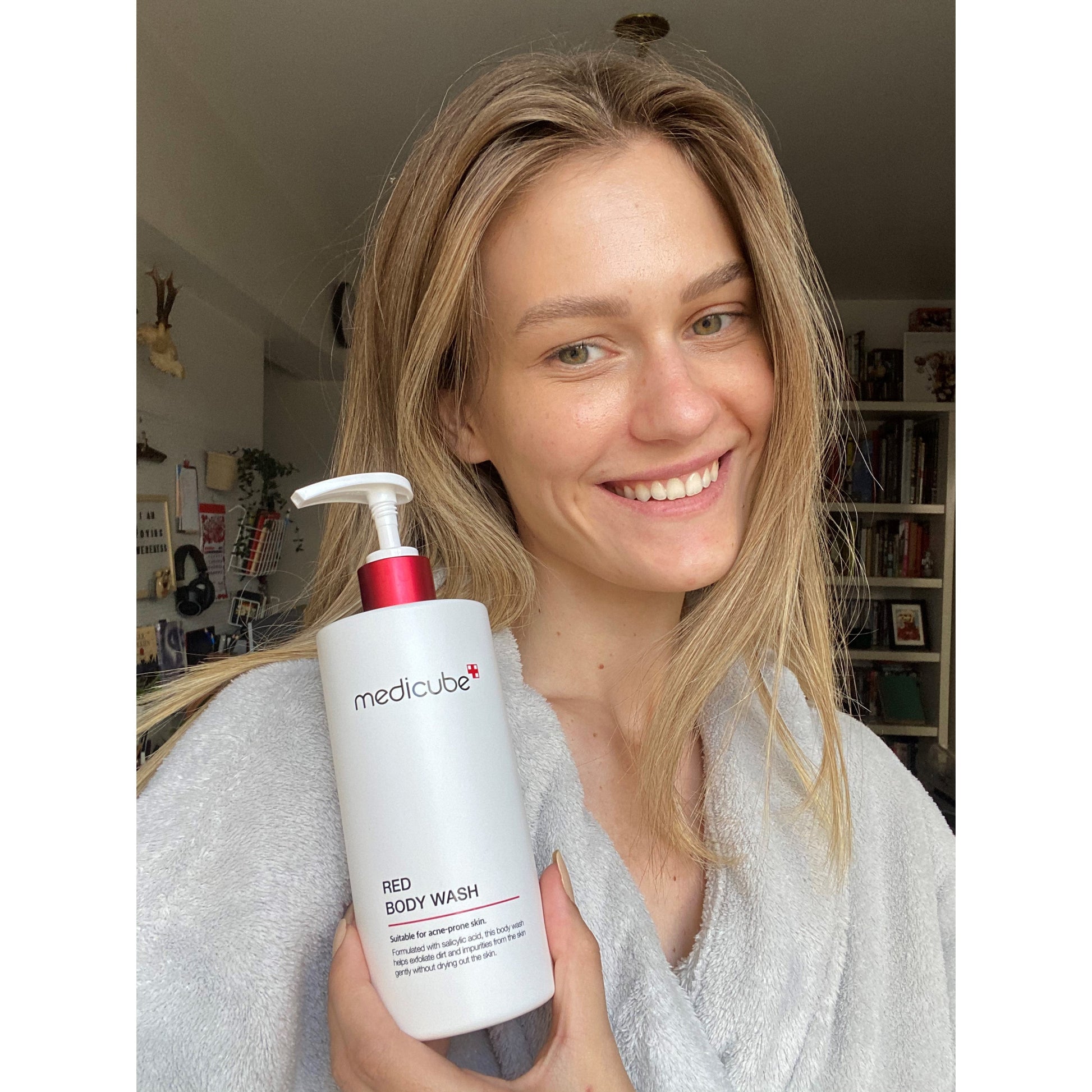 red-line-ultimate-face-and-body-care-set-t8 redbodywash_tn3_56d2342d-3584-4245-8859-53cd1e06976f.jpg